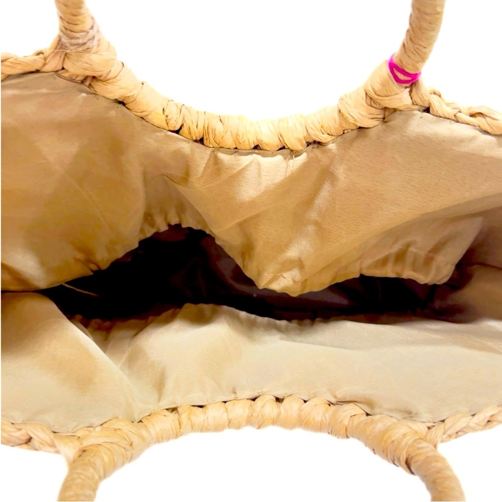 🆕 New Natural Straw Bag with Colorful Tassel - Picture 4 of 6